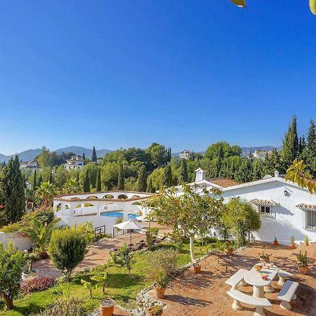 Private Heated Pool, Jacuzzi & 1225M2 Garden In Villa Cipreses Frigiliana Extérieur photo