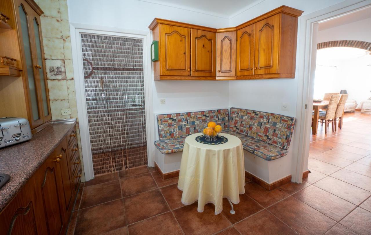 Private Heated Pool, Jacuzzi & 1225M2 Garden In Villa Cipreses Frigiliana Extérieur photo