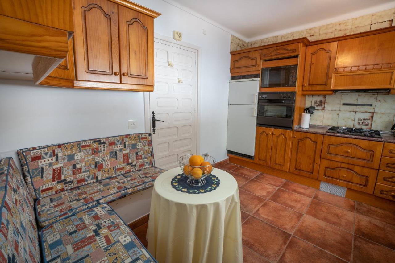Private Heated Pool, Jacuzzi & 1225M2 Garden In Villa Cipreses Frigiliana Extérieur photo