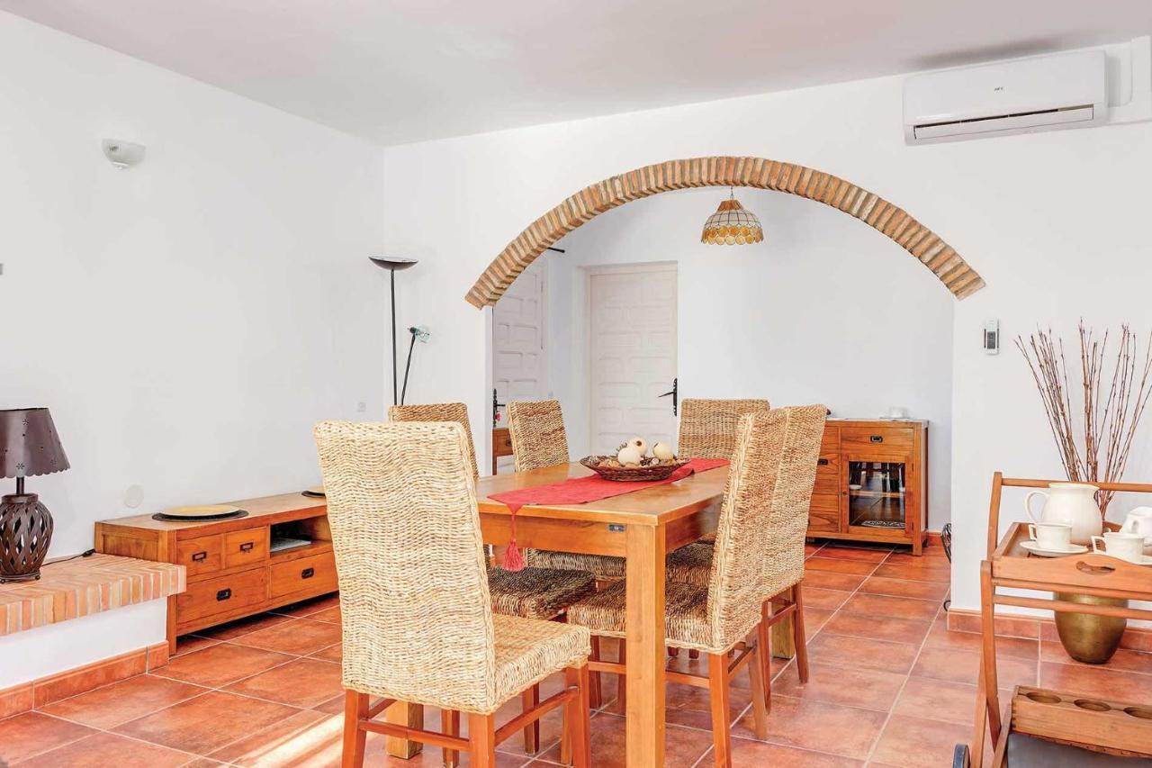 Private Heated Pool, Jacuzzi & 1225M2 Garden In Villa Cipreses Frigiliana Extérieur photo