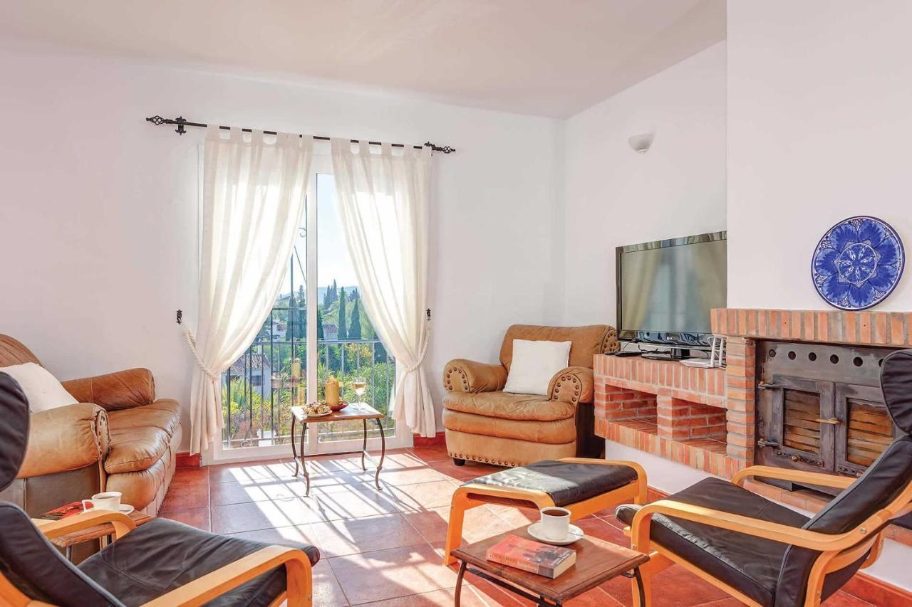 Private Heated Pool, Jacuzzi & 1225M2 Garden In Villa Cipreses Frigiliana Extérieur photo
